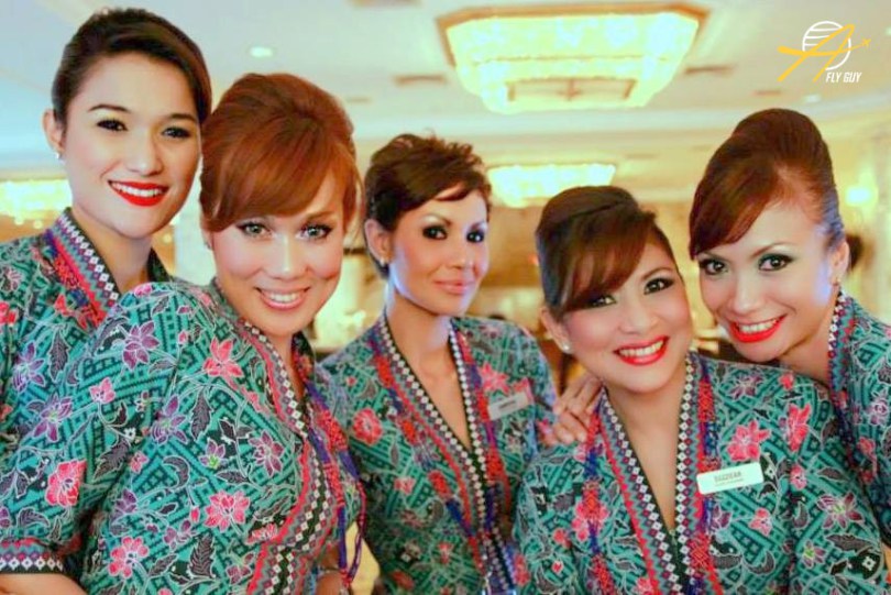 stewardesses Malaysia Airlines