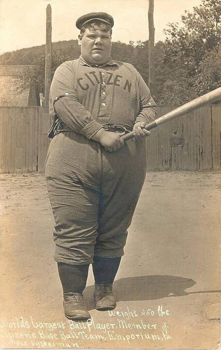 Самый большой в мире игрок в бейсбол (450 фунтов), 1908 год