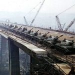 Испытание моста с помощью танков