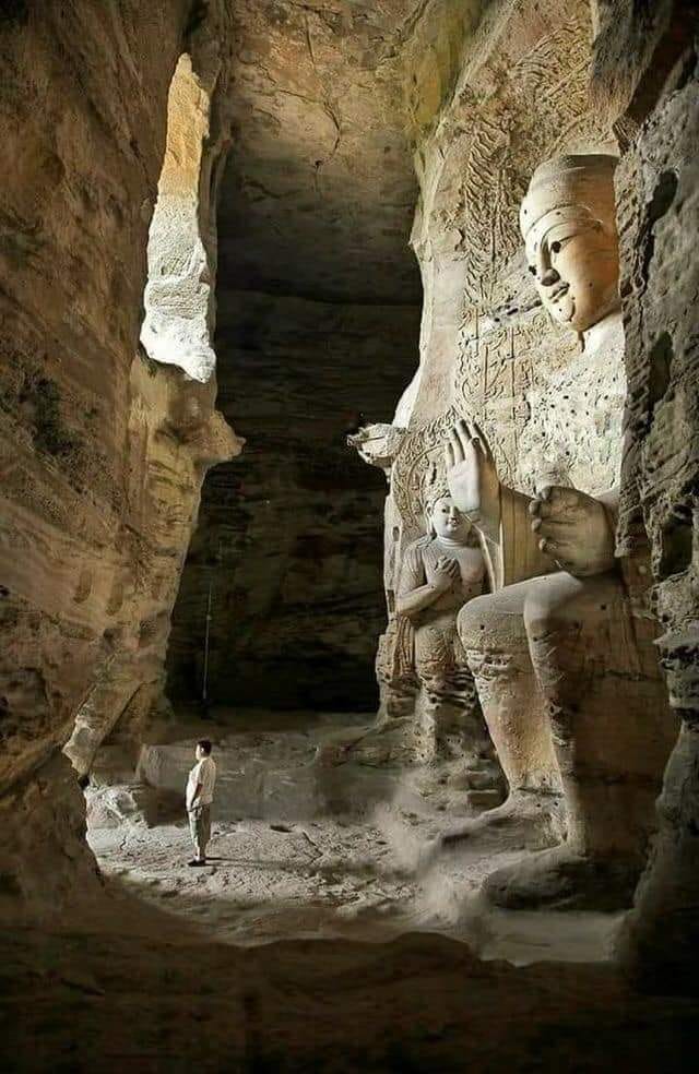 Пещеры Юнган в городе Датун, провинция Шаньси, Китай